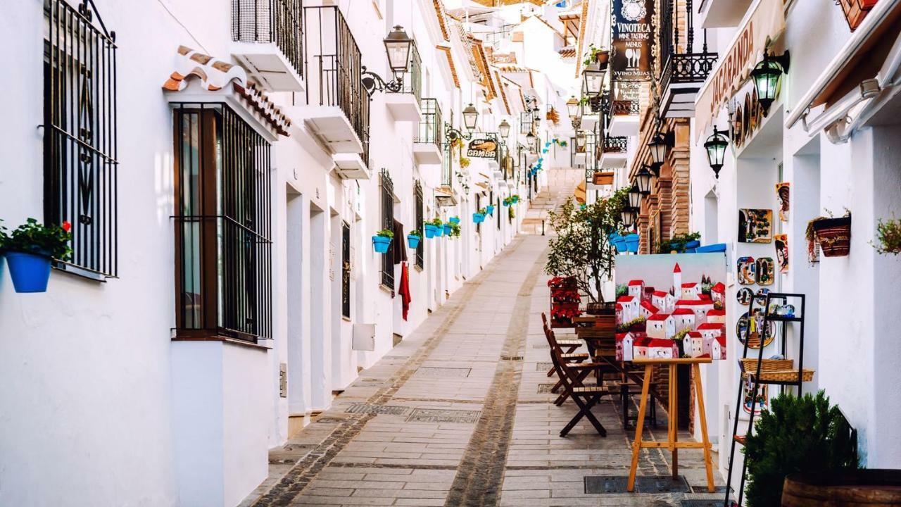 El Paraiso, Apartamento En Mijas Pueblo Con Bonitas Vistas A La Costa Y Con Piscina Exterior photo