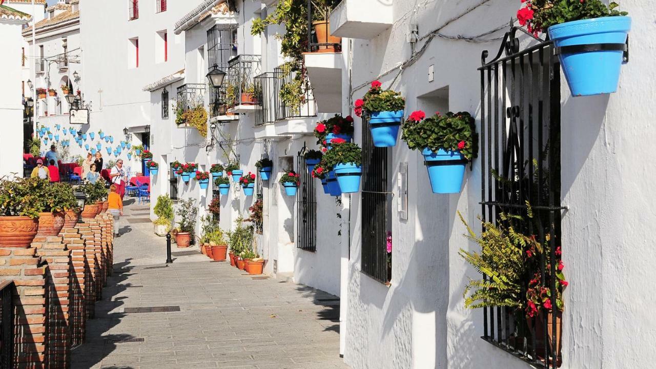 El Paraiso, Apartamento En Mijas Pueblo Con Bonitas Vistas A La Costa Y Con Piscina Exterior photo